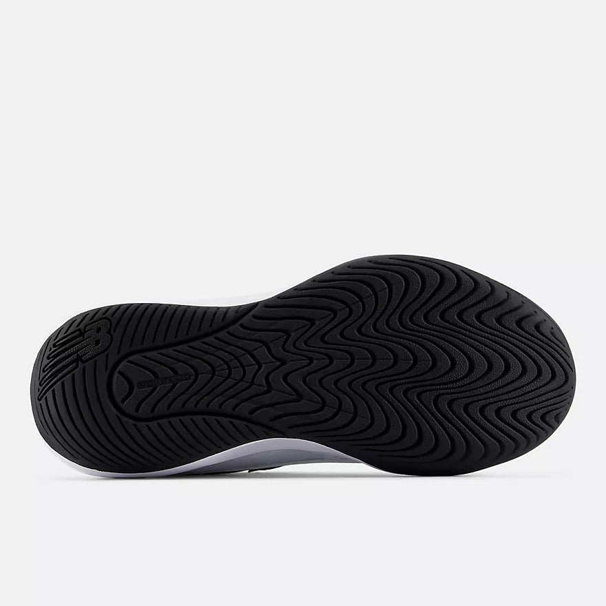 New Balance Women's 696v7