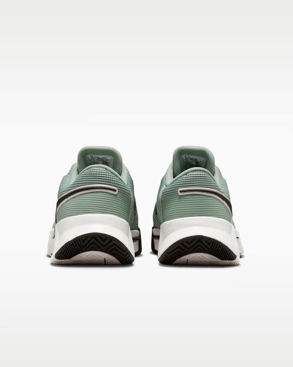 Nike Men's Zoom GP Challenge 1.5 HC