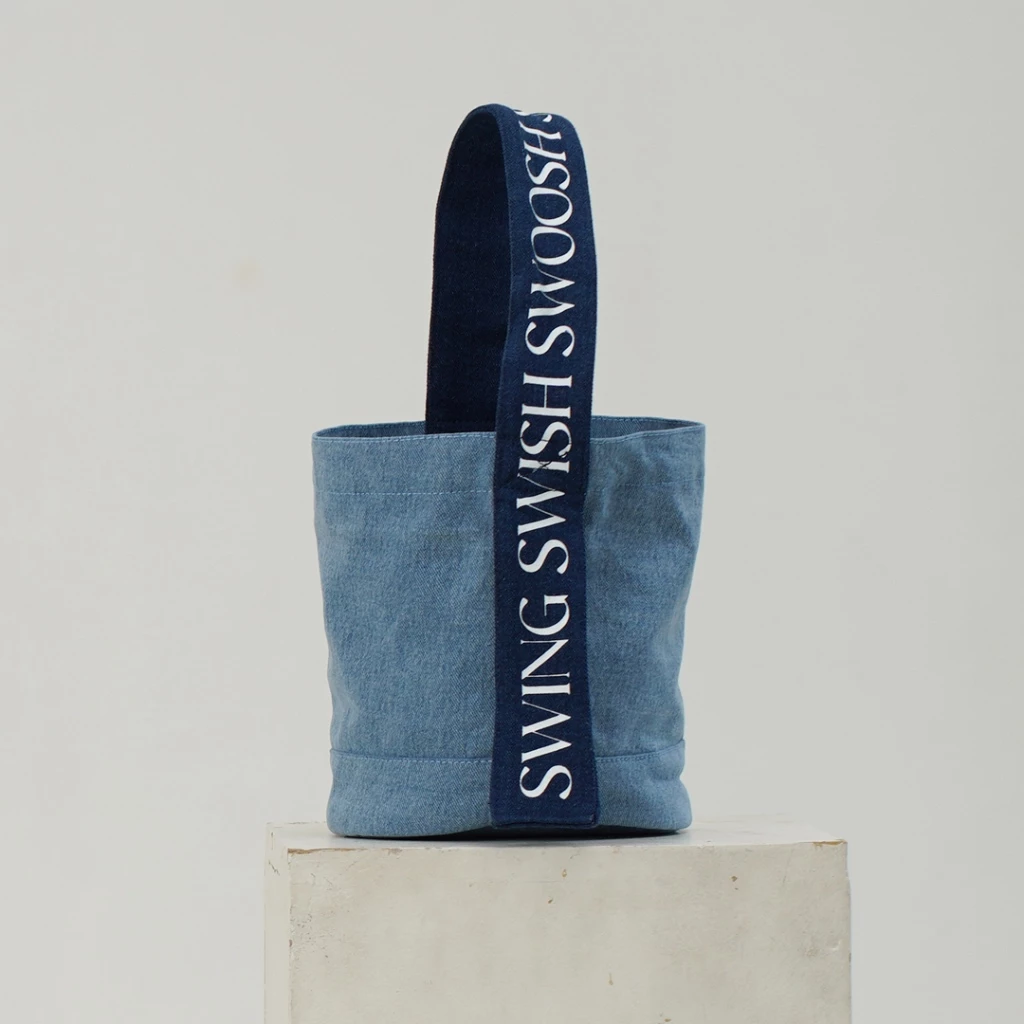 Swing Swish Swoosh Kay Bucket Bag