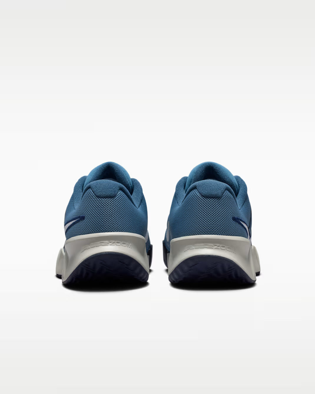 Nike Men's Zoom GP Challenge Pro CLY - Sepatu Tennis/Tennis Shoes