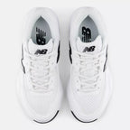 New Balance Women's 696v7