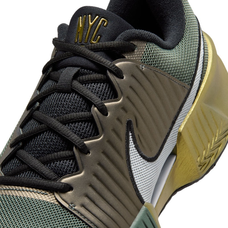Nike Men's Zoom GP Challenge Pro HC PRM - Sepatu Tennis/Tennis Shoes